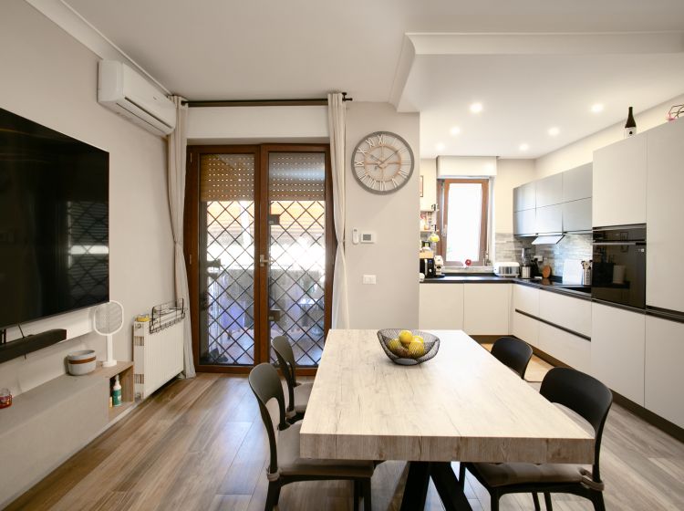 Trilocale in vendita, via Abate di Tivoli, Settecamini, Roma