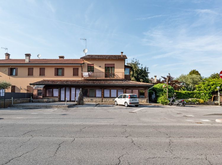 Bilocale in vendita, via Euganea Praglia  30, Teolo