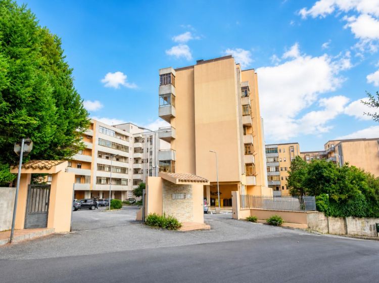 Quadrilocale in vendita, via Francesco Massara, De Filippis, Catanzaro