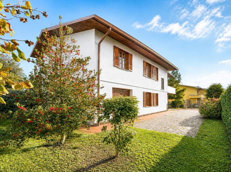 Villa in vendita, via 8 Marzo  1, Acquapendente