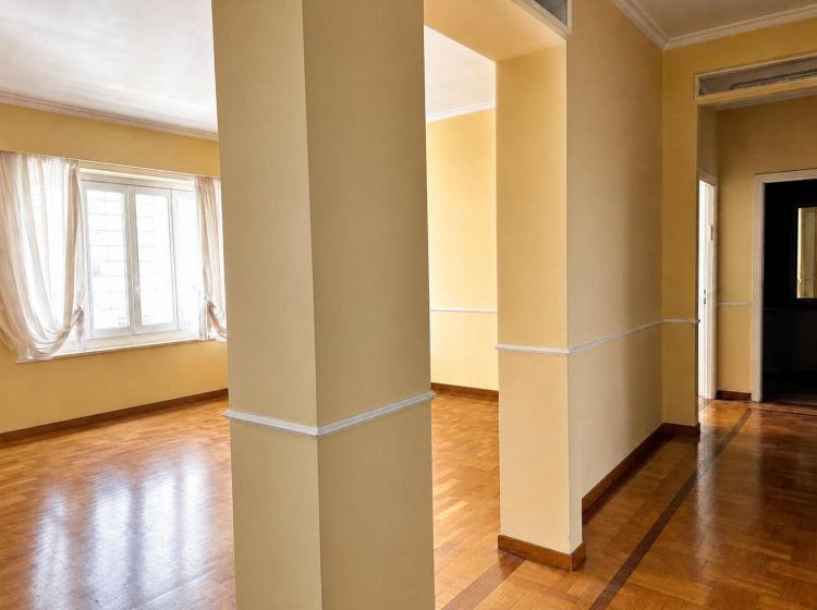 Trilocale in affitto, viale Libia  138, Trieste, Roma