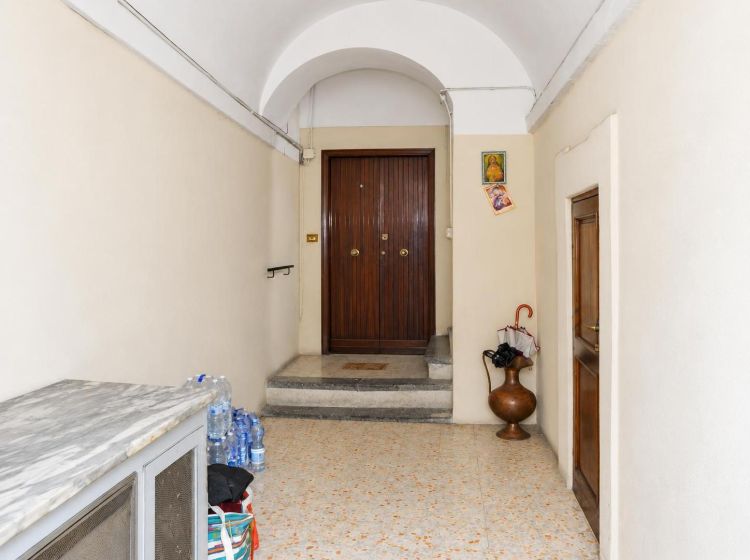 Trilocale in vendita, via Annibal Caro  76, Tolfa