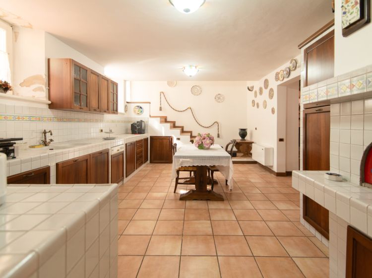 Villa in vendita, Frazione Valtreara  41, Genga