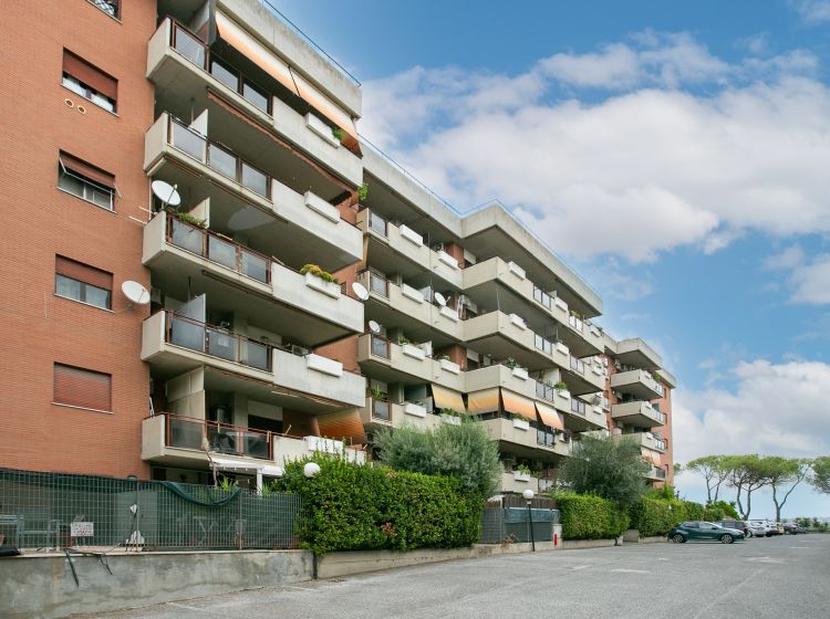 Bilocale in vendita, viale della Torre di Pratolungo  9, Casal Monastero, Roma
