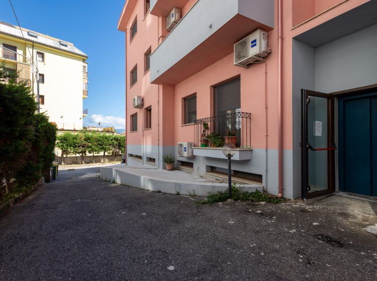 Bilocale in vendita, via Nicola Lombardi  4, Pontepiccolo, Catanzaro