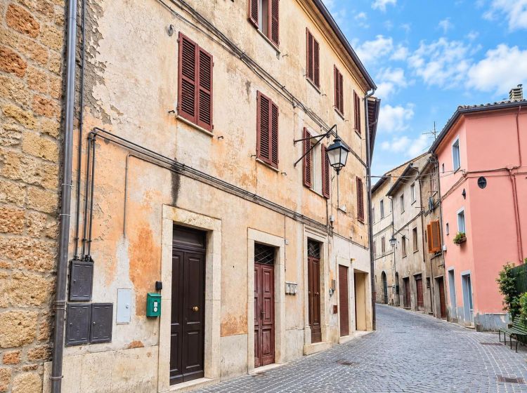 Trilocale in vendita, via Roma  106, Acquapendente