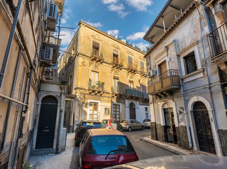Quadrilocale in vendita, via Recupero  11, Centro Storico, Catania