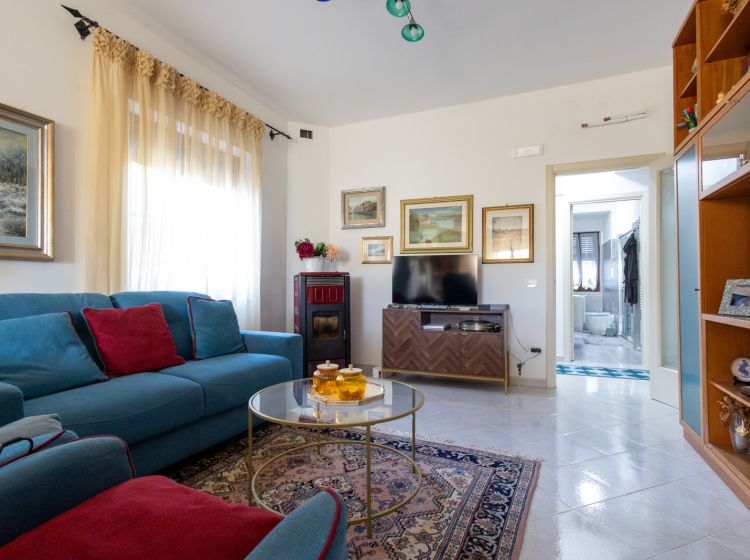 Villa in vendita, via Lenza  24, Gagliano, Catanzaro