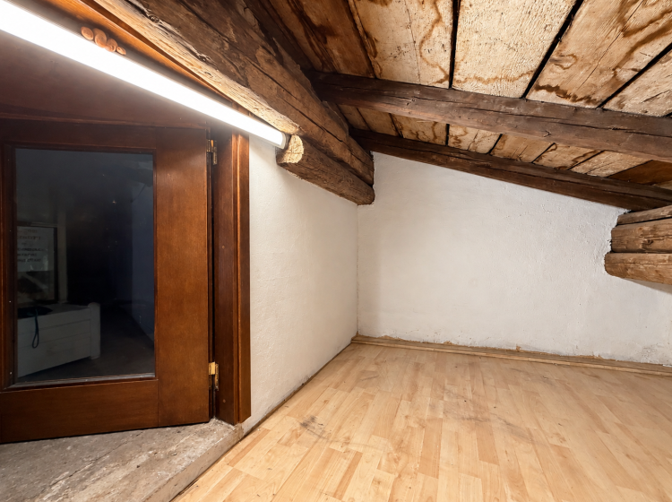 Soffitta in vendita, via Irnerio  21, Centro, Bologna