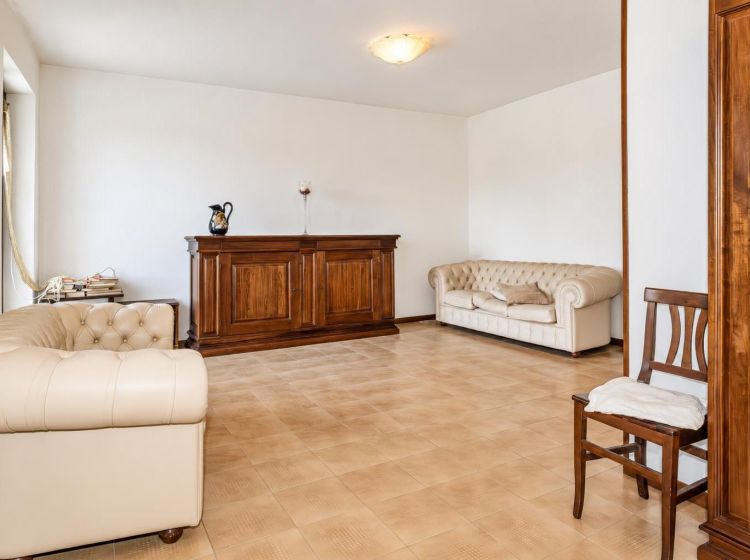 Villa in vendita, via Giuseppe di Vittorio  28, San Martino al Cimino, Viterbo