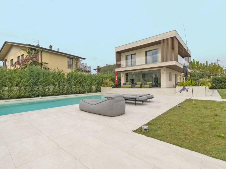 Villa in vendita, via Giuseppe Viner, Forte Dei Marmi