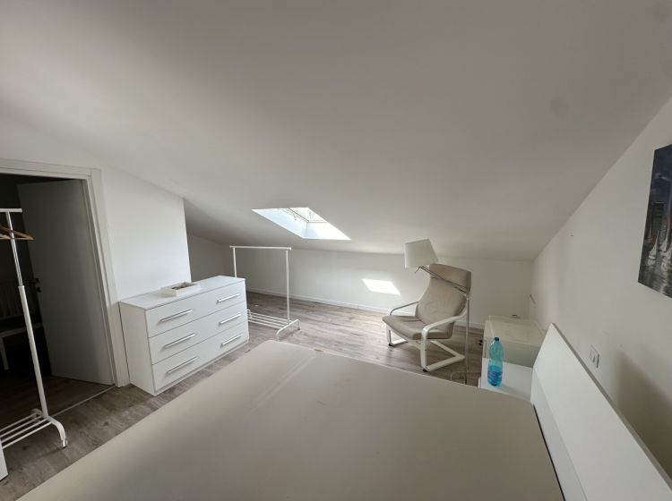 Mansarda in vendita, via Raffaello Sanzio  187, Viale Bovio, Pescara
