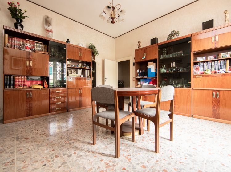 Bilocale in vendita, via Amaretta, Finocchio, Roma