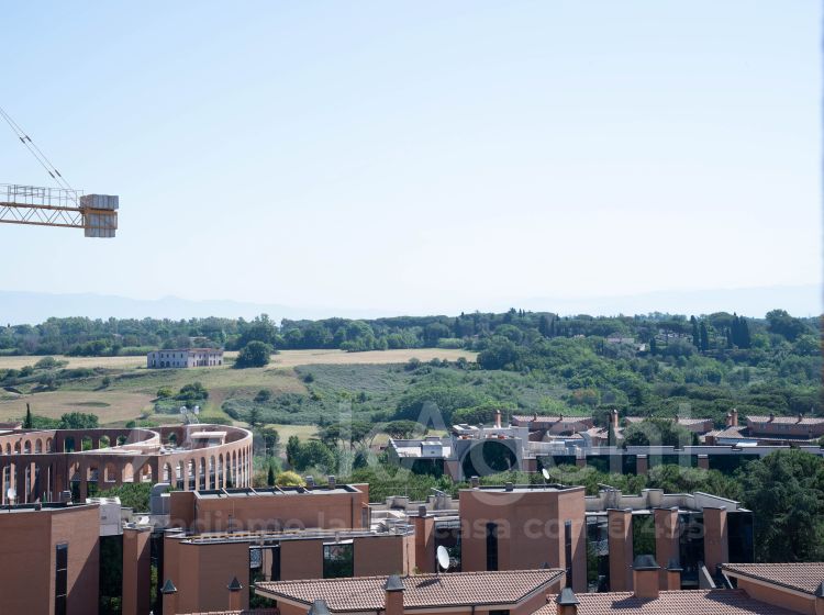 Quadrilocale in vendita, via Valentino Mazzola 38, Roma 70, Roma