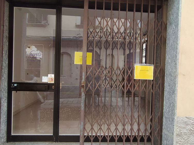 Negozio in affitto, Vicolo San Gregorio, Pavia