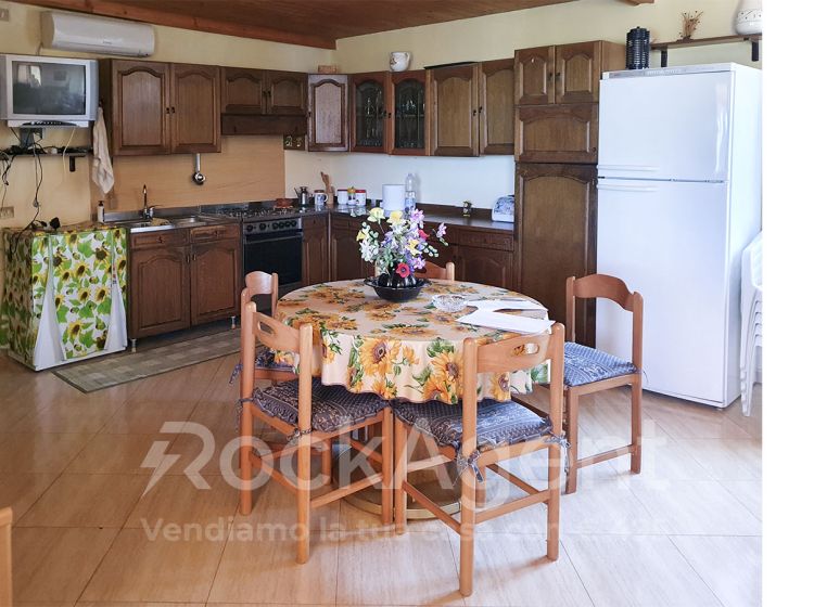 Quadrilocale in vendita, viale delle Mimose, Ruggero, Sellia Marina