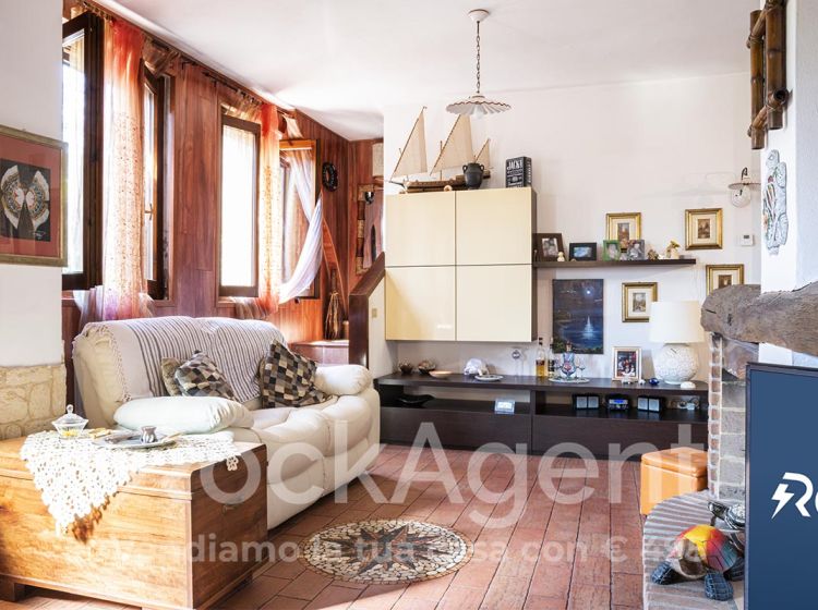 Villa in vendita, via Cascina Marzo 15, Zerbolò