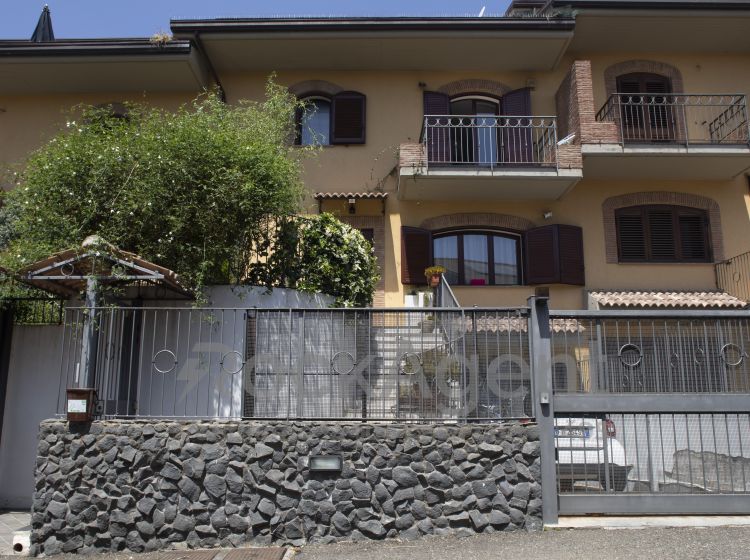 Villa in vendita, via Antonello da Messina  5, San Gregorio Di Catania
