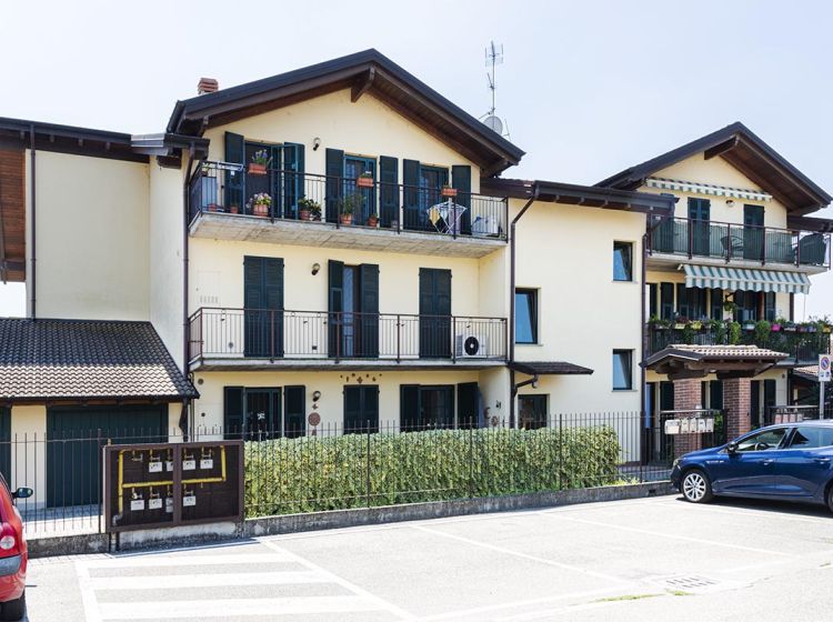 Trilocale in vendita, via Bartoli 12, Cava Manara