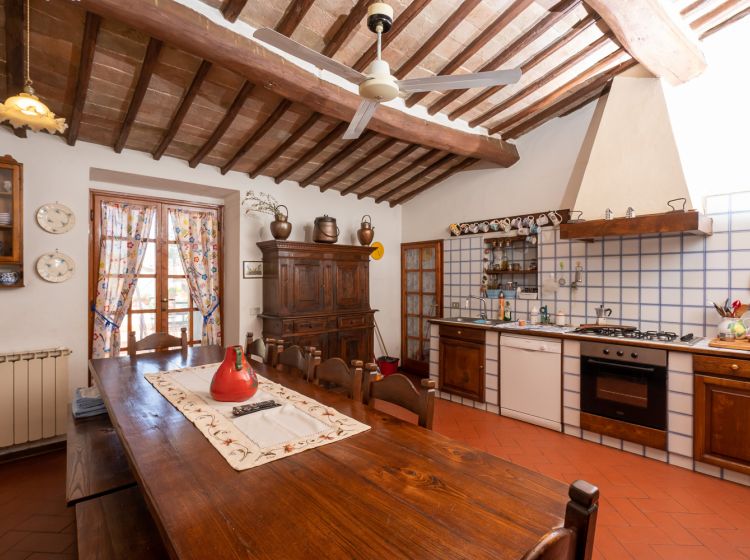 Quadrilocale in vendita, Piazza Vittorio Veneto 52, Mercatale In Val Di Pesa