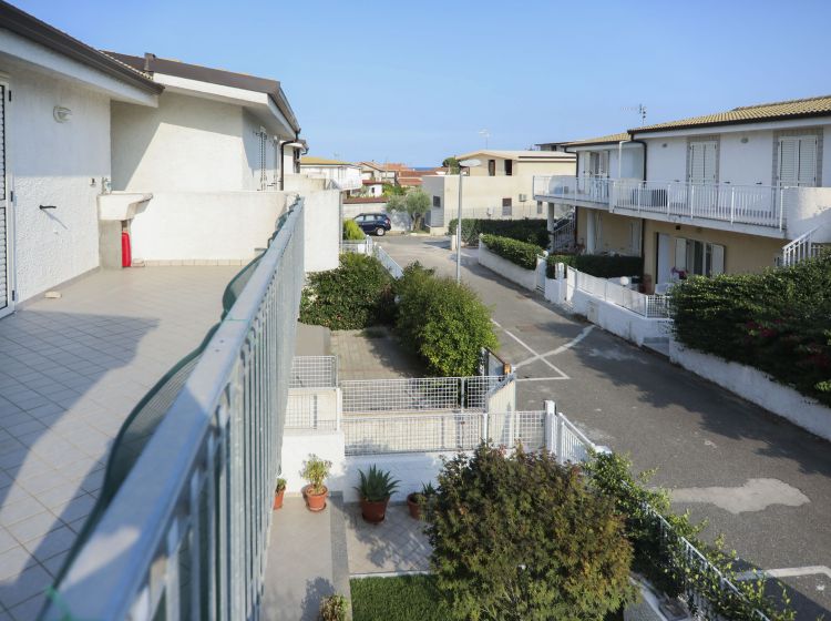 Trilocale in vendita, via delle Ortensie, San Sostene Marina, San Sostene