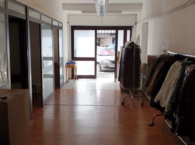 Ufficio in affitto, via del Forte Tiburtino, Roma