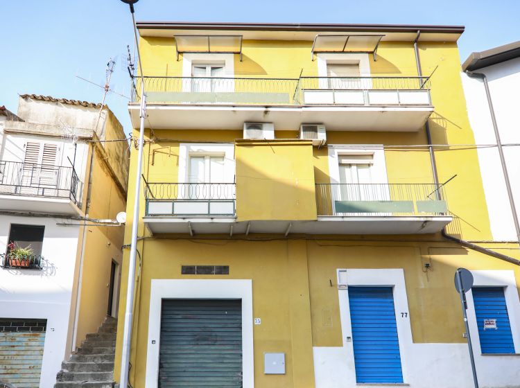 Stabile o palazzo in vendita, via Gioacchino Murat 7, Simeri Crichi