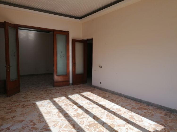 Appartamento in affitto, via Francesco Crispi 8, Aci Castello