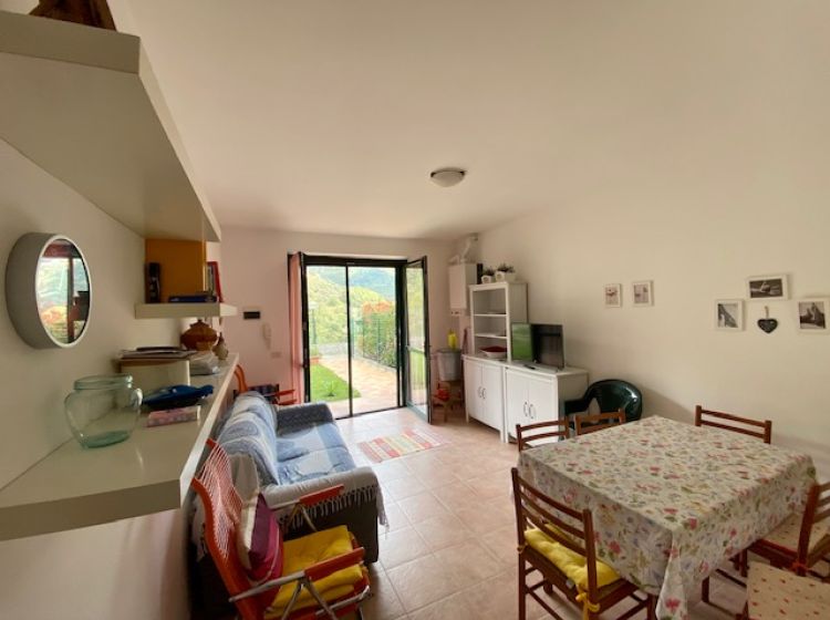 Bilocale in vendita, via Pian Del Cà 7, Borzonasca