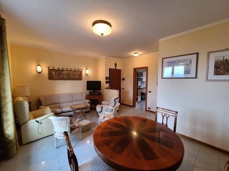 Trilocale in vendita, via Correggio  11, Fornovo Di Taro