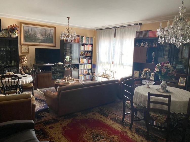 Quadrilocale in vendita, via Emilia Est 352, Musicisti, Modena