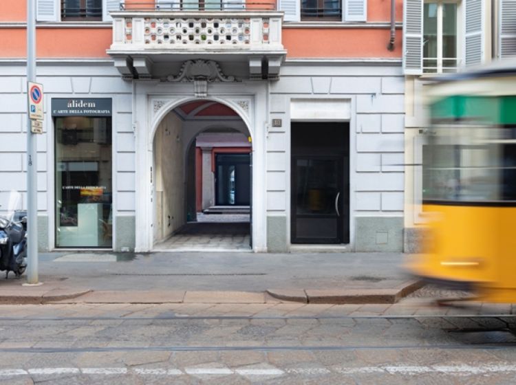 Negozio in vendita, via Cusani 18, Centro, Milano