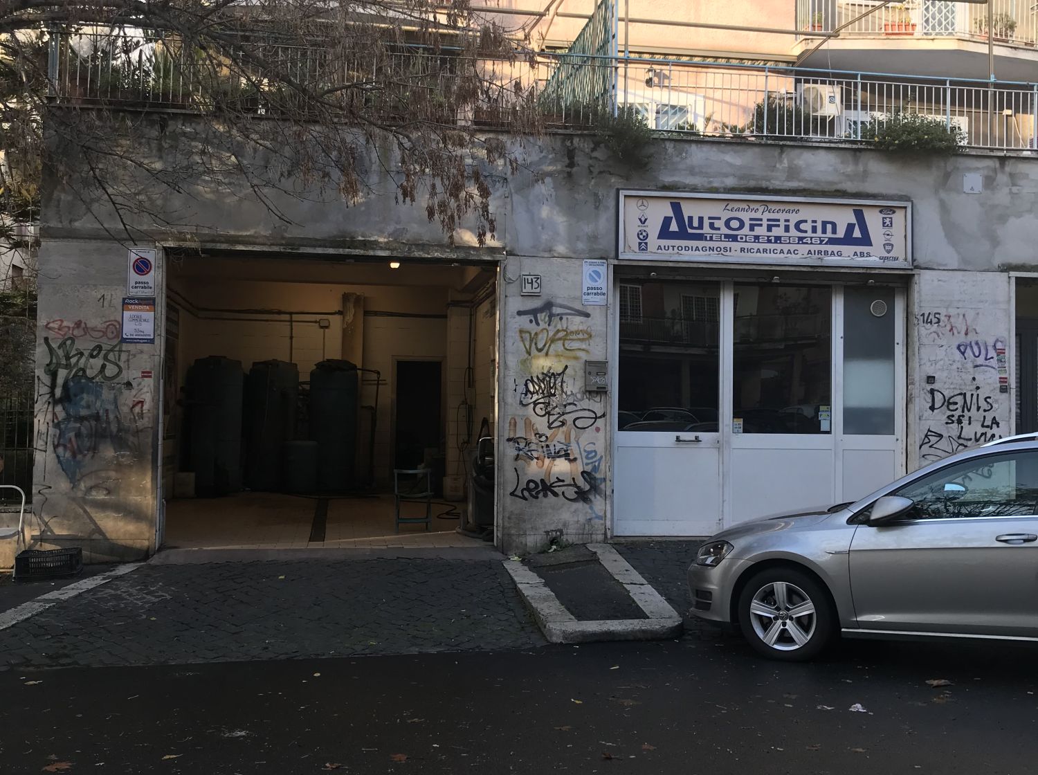 Negozio in vendita, via Federico Delpino