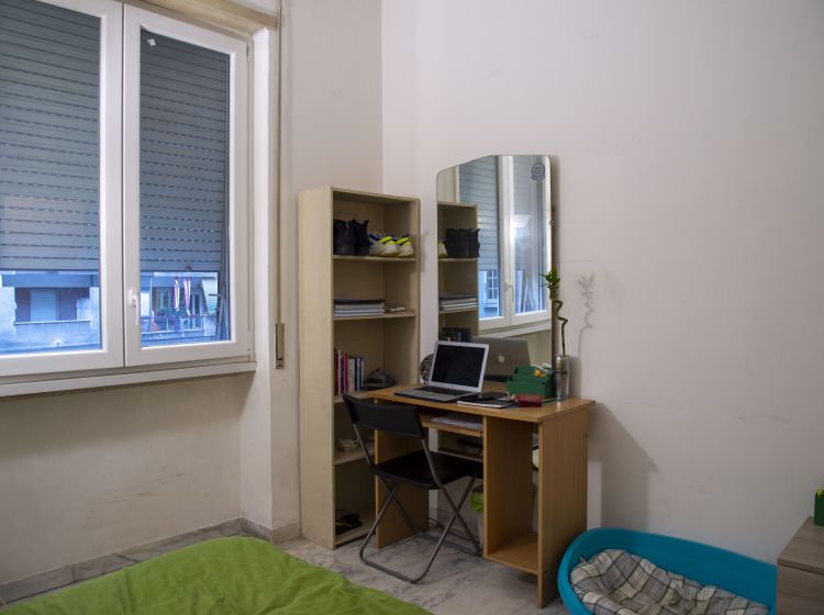 Trilocale in vendita, via Val d&#039;Aosta  98, Roma