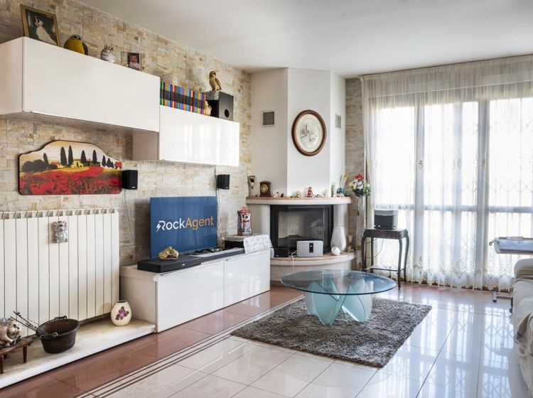 Villa in vendita, via F. lli Bandiera 51, Giussago