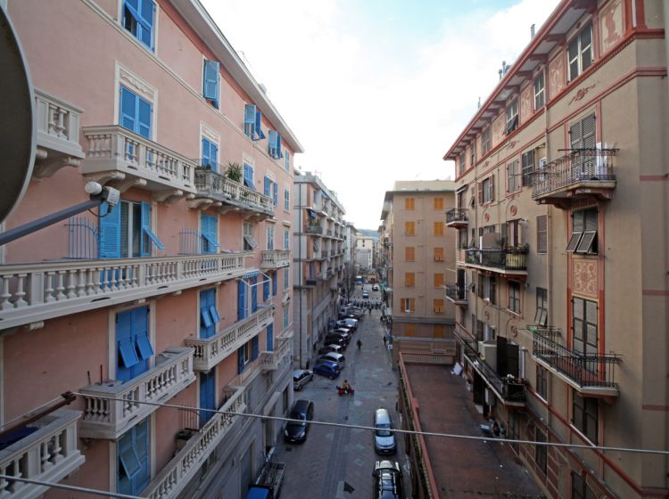 Quadrilocale in vendita, via Antonio Piccone, Rivarolo, Genova