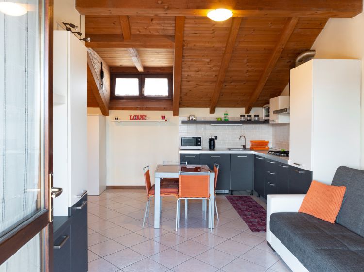 Monolocale in vendita, via dell'Industria 27, Solaro