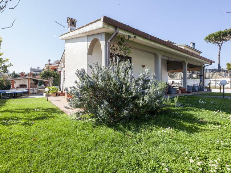 Villa in vendita, via Vittorio Gauthier  41, Aranova, Fiumicino