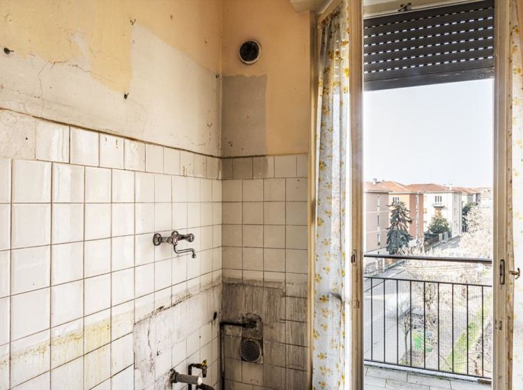 Bilocale in vendita, via Torquato Tasso  88, Città Giardino, Pavia