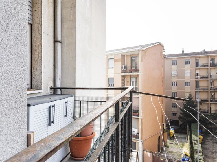Bilocale in vendita, via Torquato Tasso  88, Città Giardino, Pavia