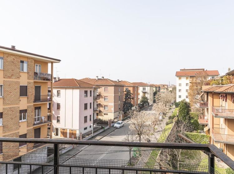 Bilocale in vendita, via Torquato Tasso  88, Città Giardino, Pavia