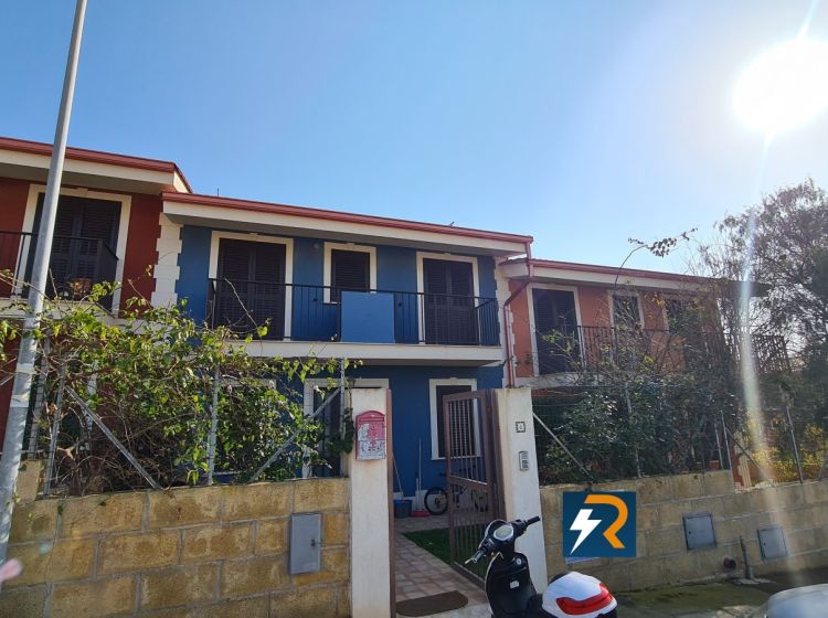 Villa in vendita, via Giuseppe Mazzini, Portopalo Di Capo Passero
