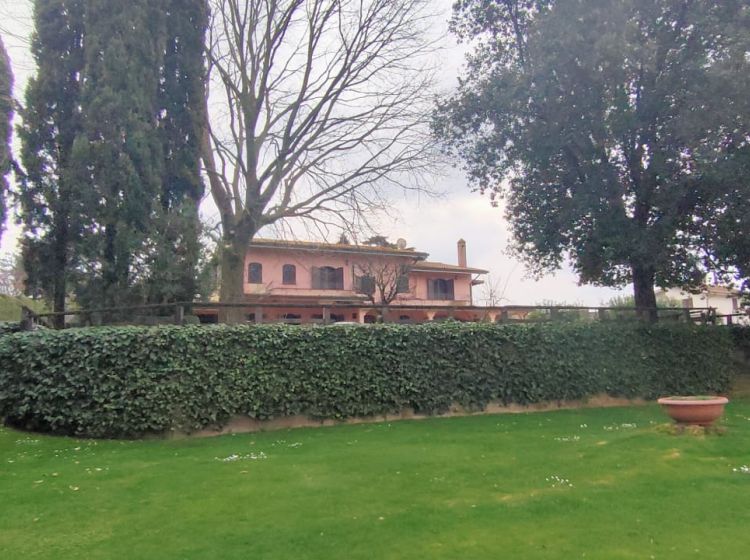 Villa, Contrada Colle Pigna, Giulianello, Cori