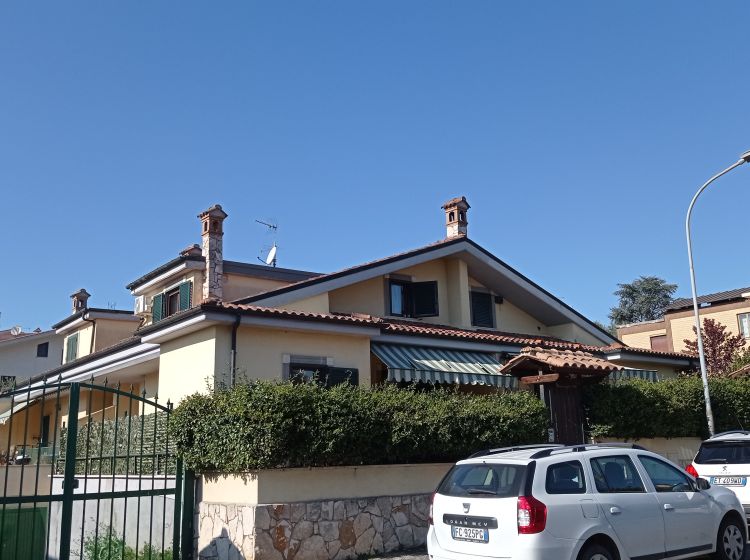 Villa in vendita, via Oricola 3, Marco Simone, Guidonia Montecelio