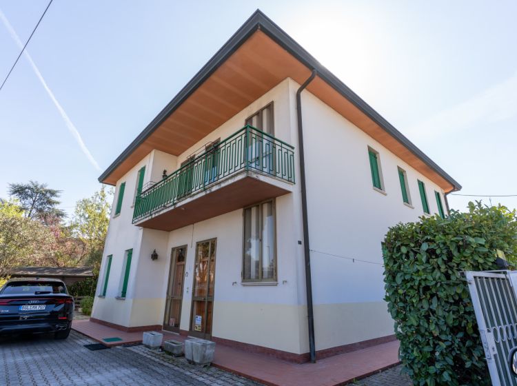 Villa, via C. Cavour  15, Vigonza, Vigonza