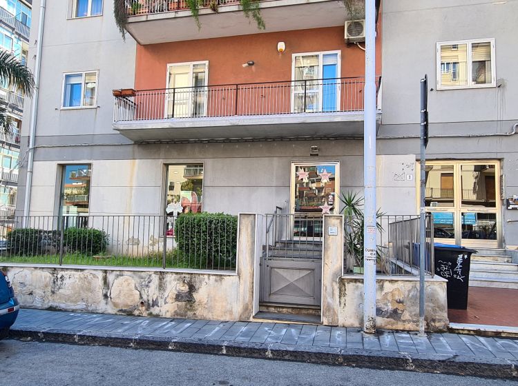 Negozio in vendita, via Leonardo da Vinci 3, Province, Catania