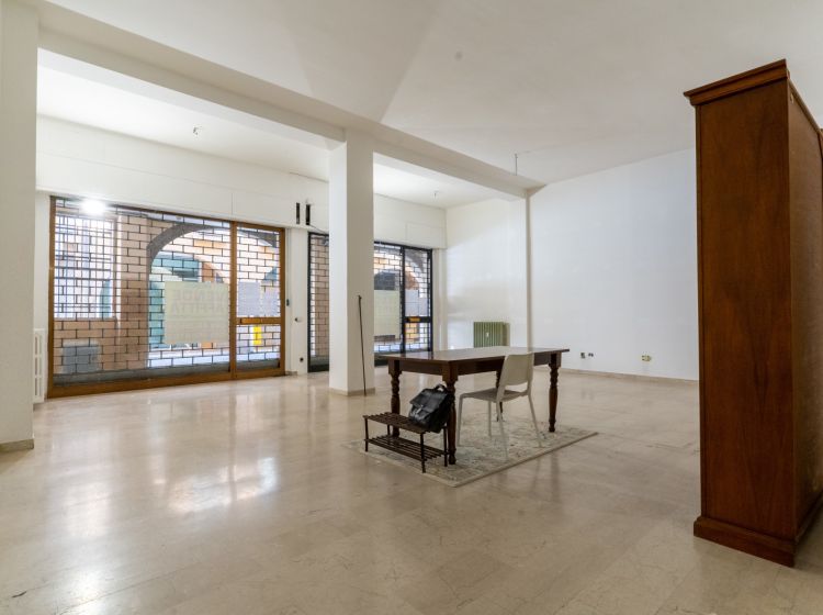 Negozio in vendita, via Cesare Battisti  12, Riviere, Padova