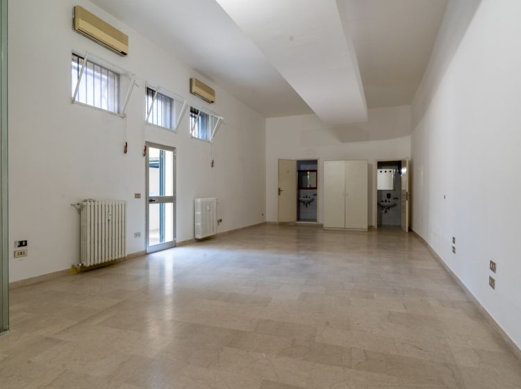 Negozio in vendita, via Cesare Battisti  12, Riviere, Padova