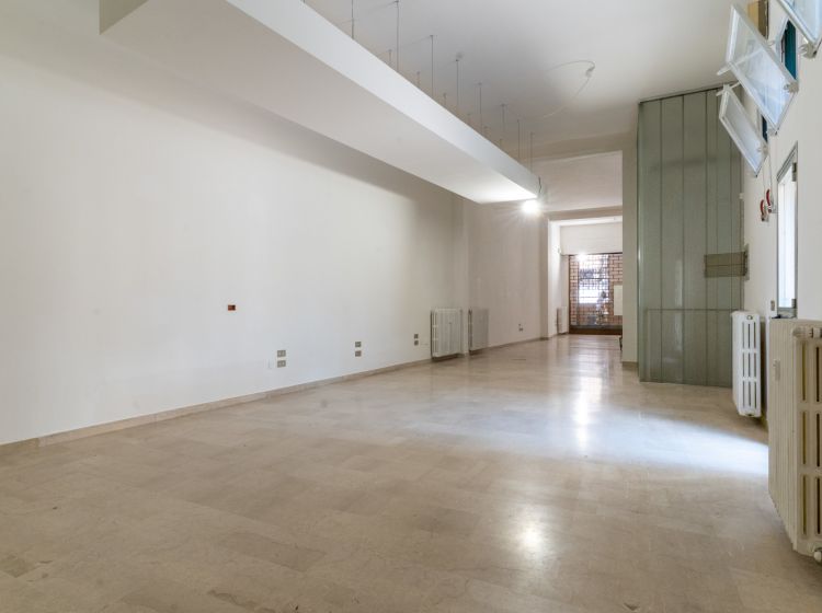 Negozio in vendita, via Cesare Battisti  12, Riviere, Padova
