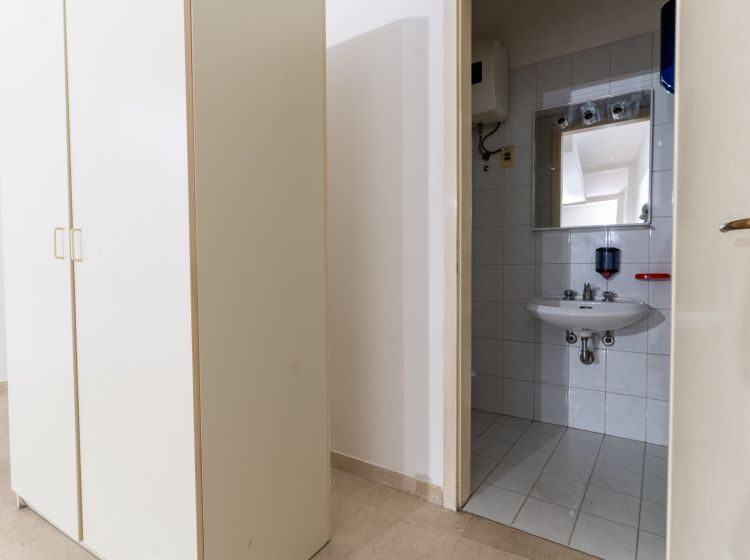 Negozio in vendita, via Cesare Battisti  12, Riviere, Padova